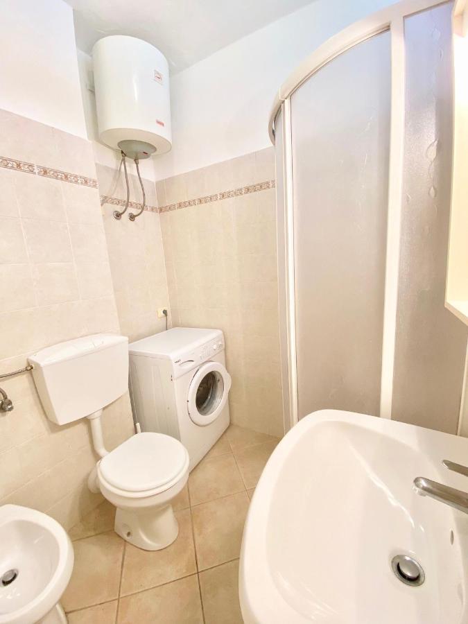 Apartments Via Dei Platani مارينا دي بيبونا المظهر الخارجي الصورة