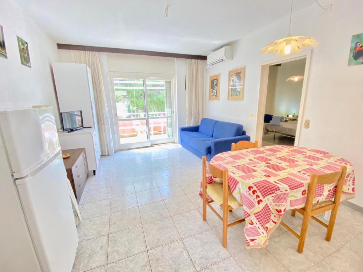 Apartments Via Dei Platani مارينا دي بيبونا المظهر الخارجي الصورة