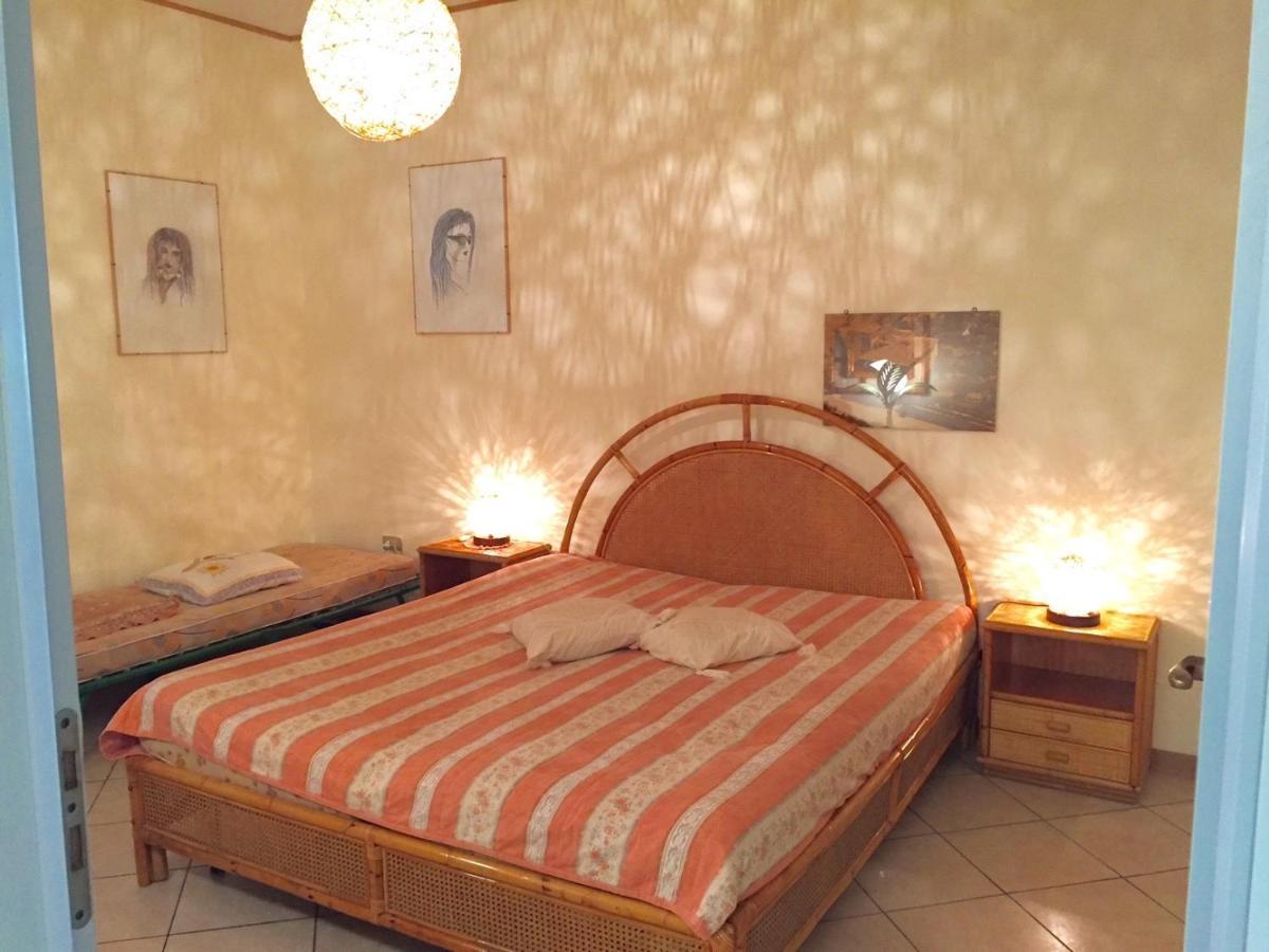 Apartments Via Dei Platani مارينا دي بيبونا المظهر الخارجي الصورة