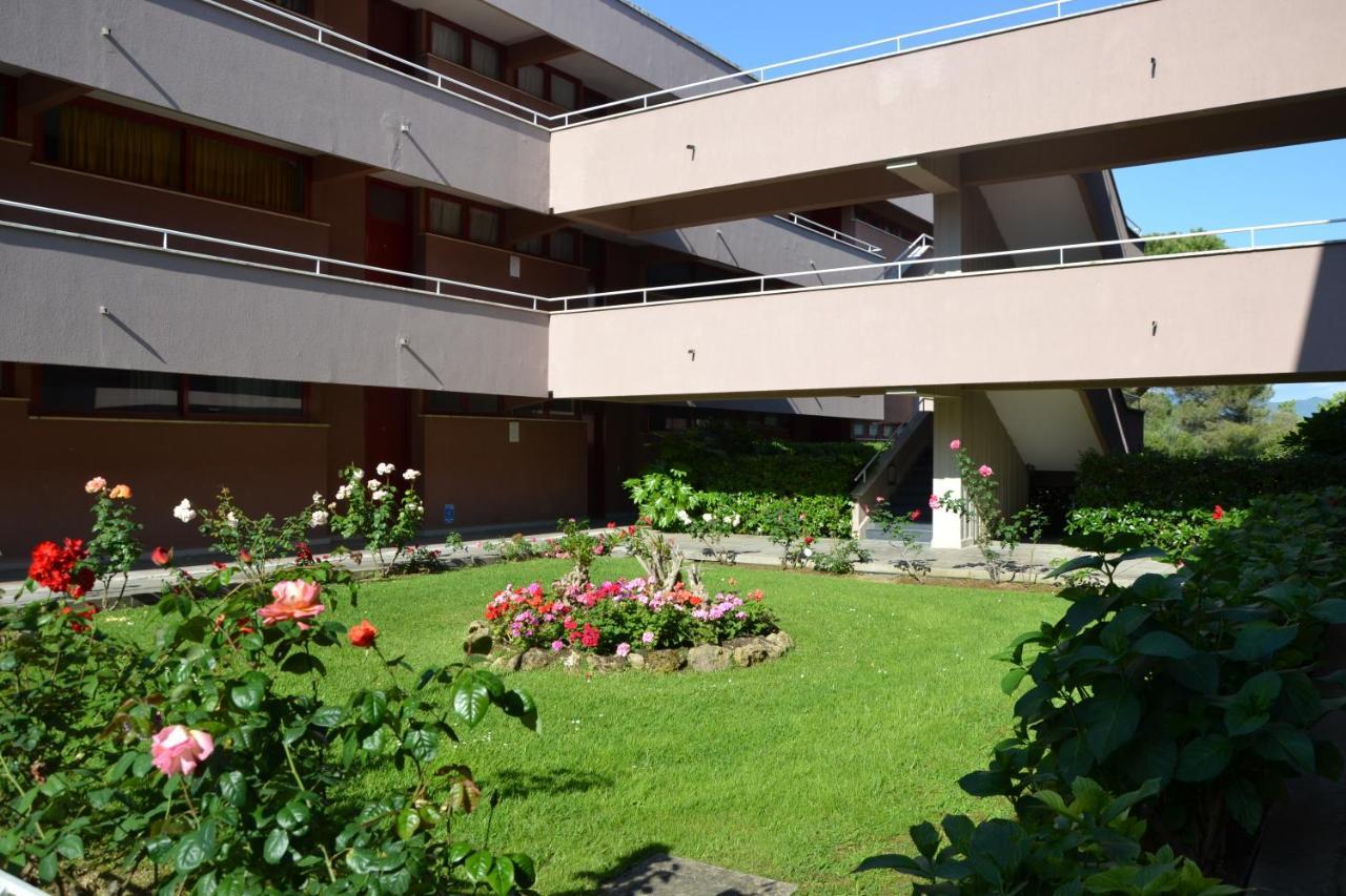 Apartments Via Dei Platani مارينا دي بيبونا المظهر الخارجي الصورة