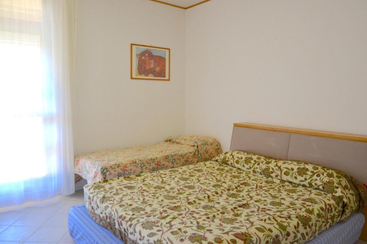 Apartments Via Dei Platani مارينا دي بيبونا المظهر الخارجي الصورة