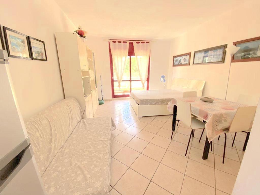 Apartments Via Dei Platani مارينا دي بيبونا المظهر الخارجي الصورة